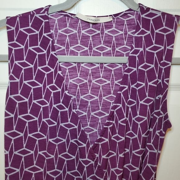 41 Hawthorn Faux Wrap Top Small Womens Sleeveless Purple Geometric Stretch - Picture 3 of 6